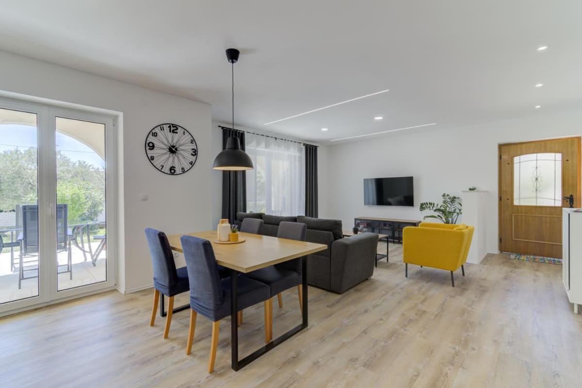 Apartmán Nv Sun 23 By Aneo Travel Novi Vinodolski Exteriér fotografie